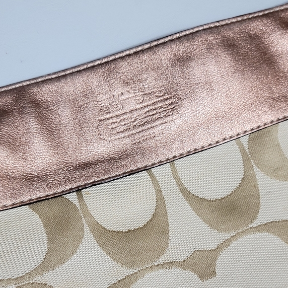 🩷RARE🩷 Authentic Coach Signature Metallic Rose Blush Large Shoulder Bag - Picture 6 of 16